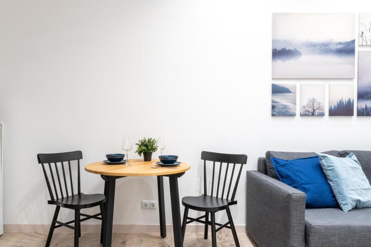 ברצלונה Cozy Studio Apartment 5 Min From Camp Nou מראה חיצוני תמונה