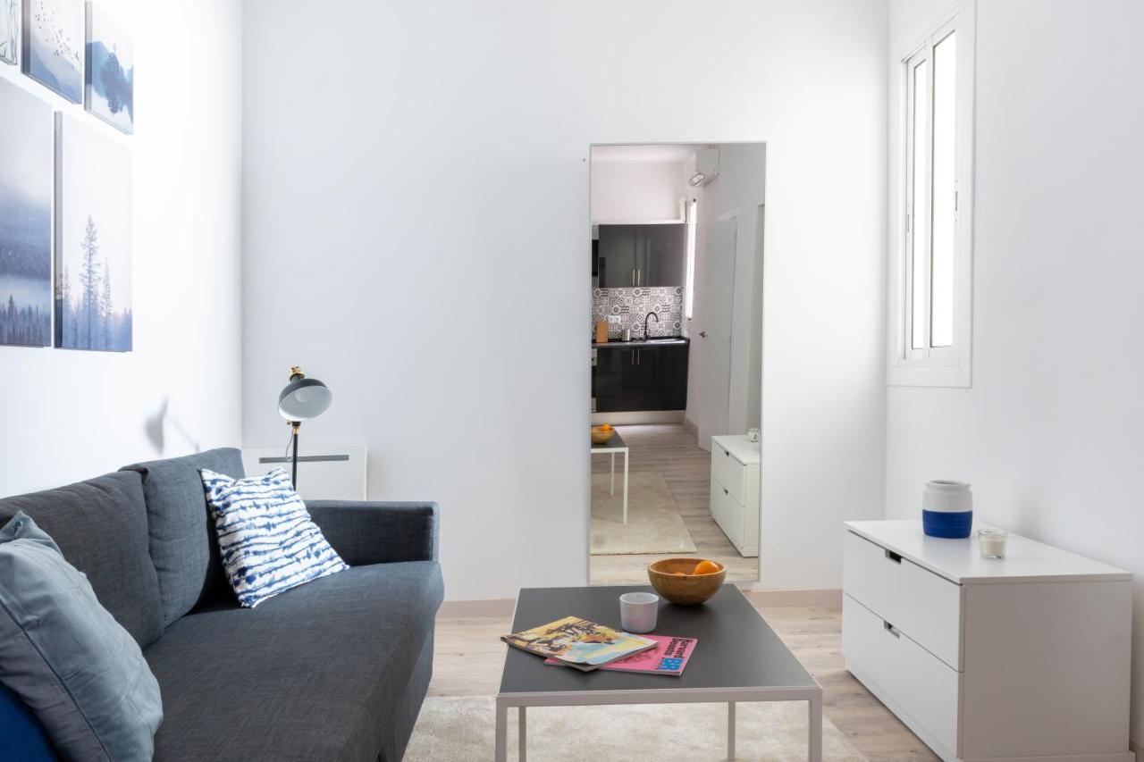 ברצלונה Cozy Studio Apartment 5 Min From Camp Nou מראה חיצוני תמונה